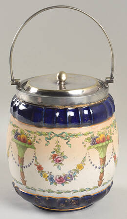 D104 by Royal Doulton