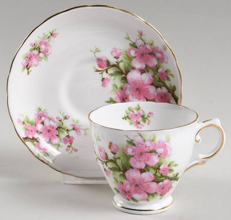 5062 Flat Cup & Saucer Set