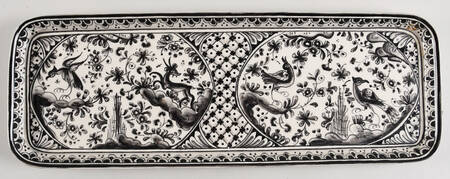 Seventeenth Century (XVII) Black Large Sandwich Tray
