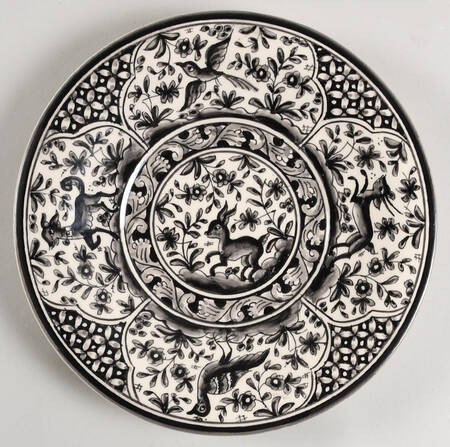 Seventeenth Century (XVII) Black Dinner Plate by Real Ceramica