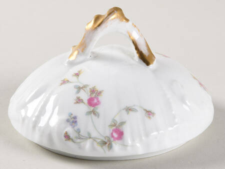 7090 Lid for Oversize Sugar Bowl by M Redon