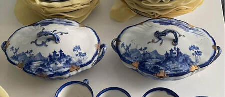 Norfolk-Blue Oval Covered Vegetable