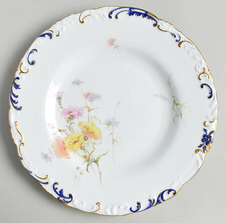 4257 Luncheon Plate