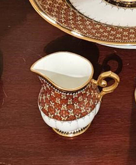 Royal White Creamer