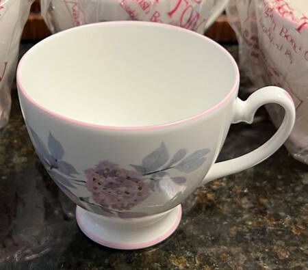Summer Lilac Footed Cup