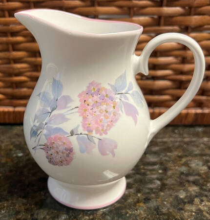 Summer Lilac Creamer