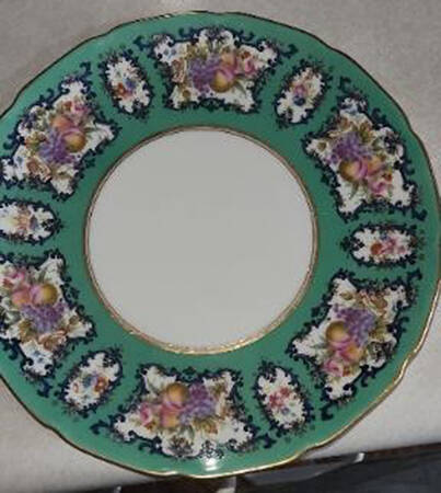RA9423 by Royal Doulton