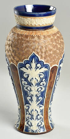 Lambeth Ware Giftware 10" Gilt Circle Ware Vase