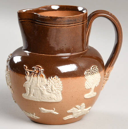 Lambeth Hunting Scene Creamer