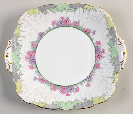 RST285 Square Handled Cake Plate