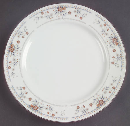 Claremont Luncheon Plate by Sone