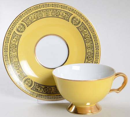 Golden Damask Footed Cup & Saucer Set