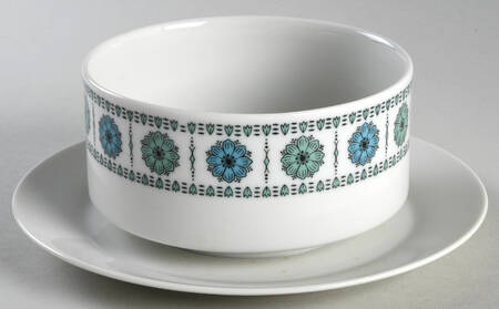 Saturn Gravy Boat with Attached Underplate