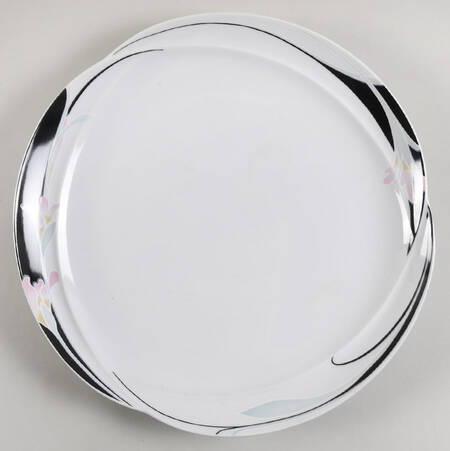 Cortina Flower 12" Chop Plate (Round Platter)