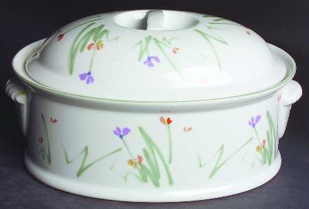 Sketch Book II 1.75 Quart Oval Covered Casserole