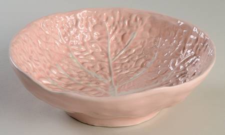 Cabbage Pink 8" Round Vegetable Bowl