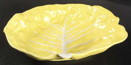 Cabbage Yellow 8" Leaf Tray