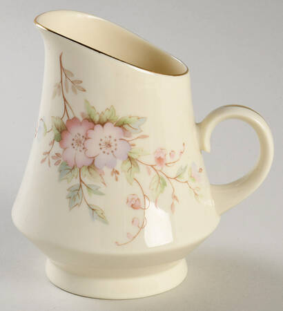 Romance (Gold Trim) Creamer