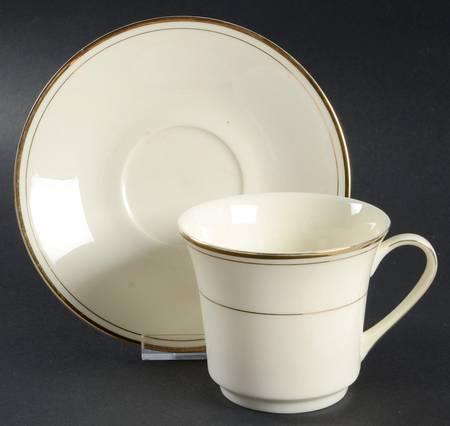 SA1 Flat Cup & Saucer Set