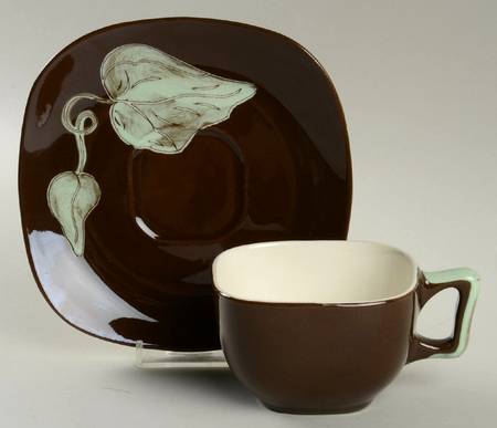 Del Mar (Brown Background) Flat Cup & Saucer Set