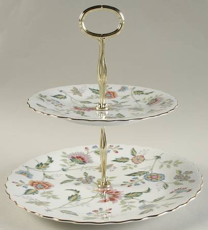 Buckingham 2 Tiered Serving Tray (Dinner & Salad Plate)
