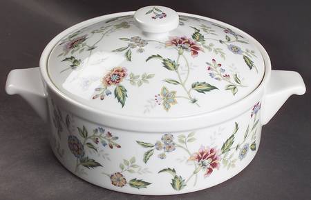 Buckingham 2 Qt Round Covered Casserole