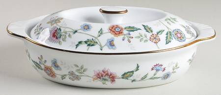 Buckingham 3 Pt Oval Covered Casserole