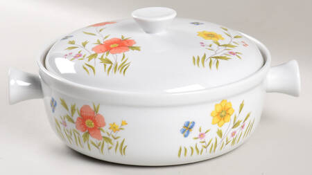 Country Flowers Medium Oven-to-Table Round Covered Casserole