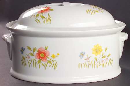 Country Flowers 4 Qt Oval Covered Casserole