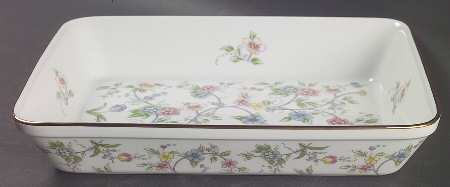 Corona (Gold Trim) 10" Rectangular Baker