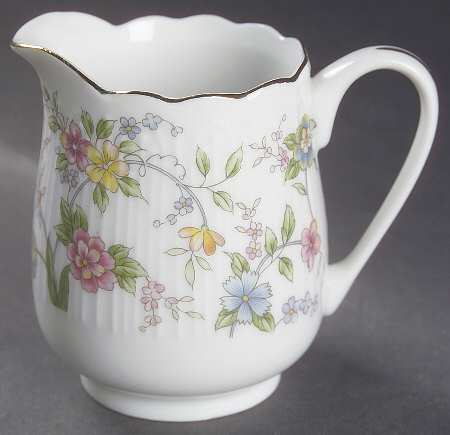 Corona (Gold Trim) Creamer