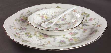 Corona (Gold Trim) (3pc) Party Serving/Chip & Dip-Plate, Bowl & Spoon