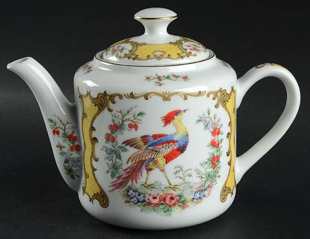 Kingscote Teapot & Lid