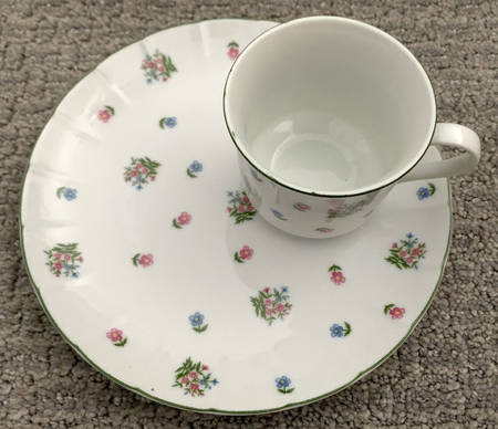 Petite Fleur Snack Plate & Cup Set