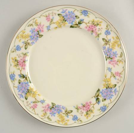 Alice Cake Plate