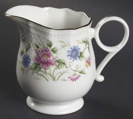 Spring Night Creamer