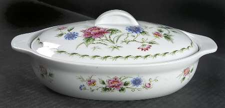 Spring Night 1 Pt Oval Covered Casserole