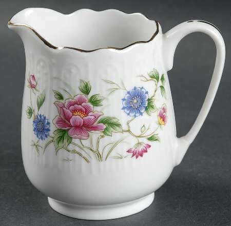 Spring Night Creamer