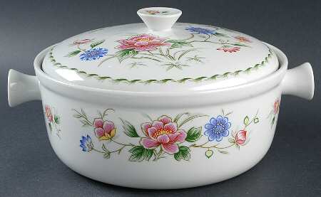 Spring Night 2.5 Qt Round Covered Casserole