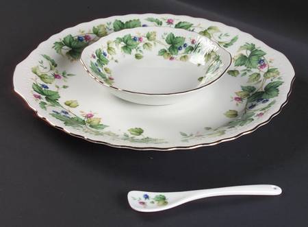 Vineyard (3pc) Party Serving/Chip & Dip-Plate, Bowl & Spoon