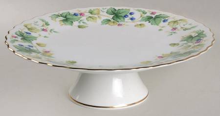 Vineyard 10" Diameter Pedestal Cake Stand