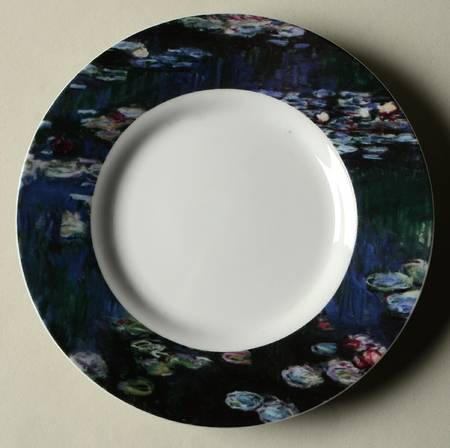 Water Lilies Saucer