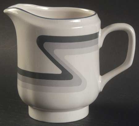 Abstracta Creamer