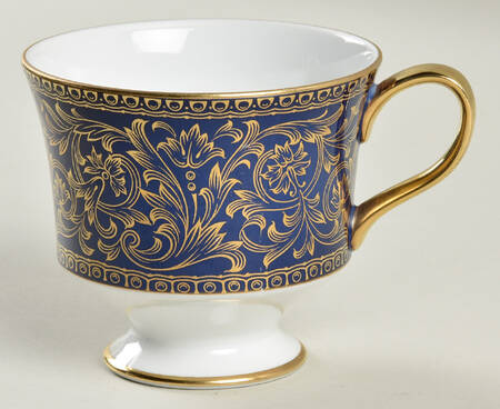 Aristocrat Footed Cup