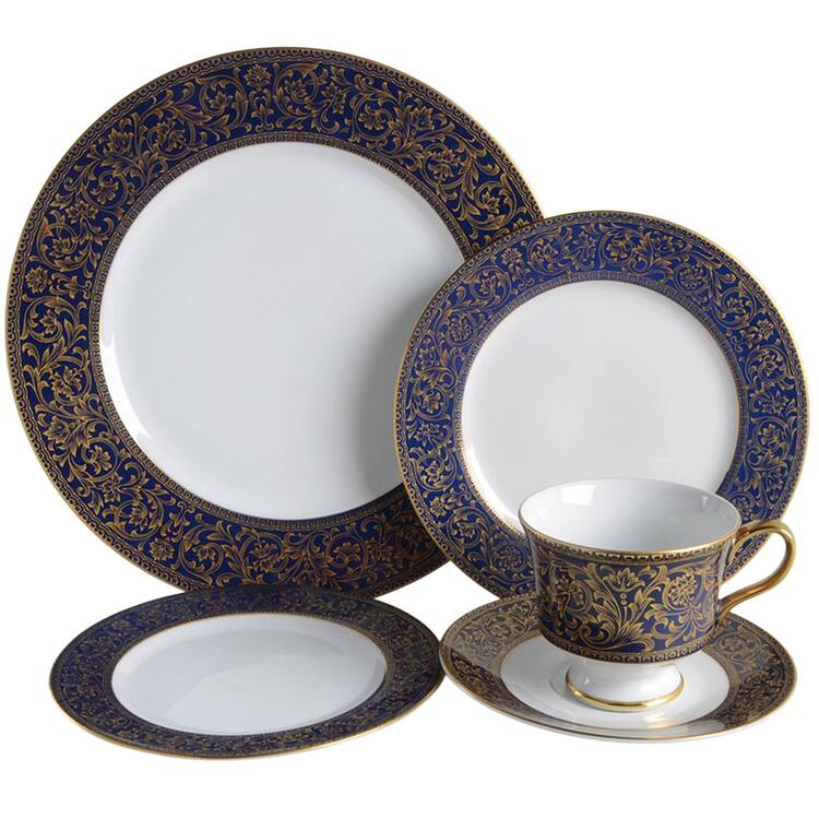 Aristocrat 40 Piece Estate Set