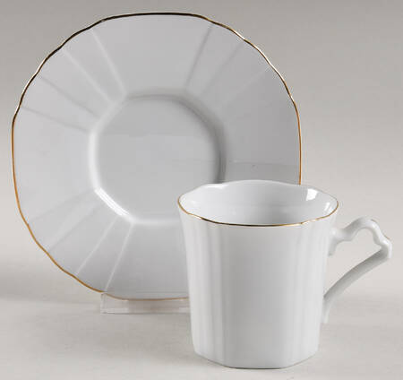 Aristcrat White Flat Cup & Saucer Set