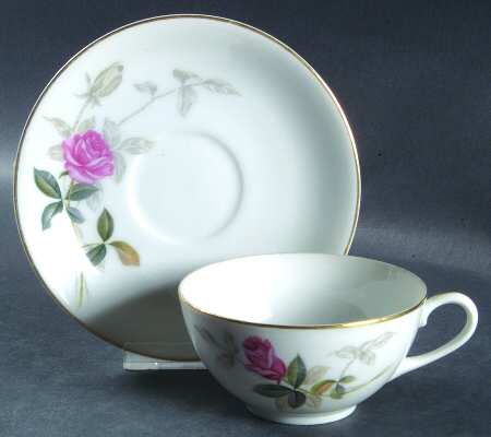 Bara Flat Cup & Saucer Set