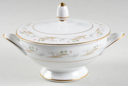 Belaire Sugar Bowl & Lid