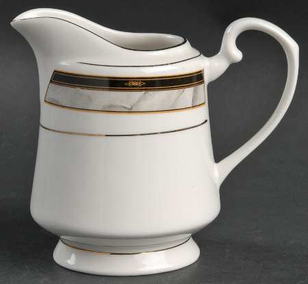 Bellvue Creamer