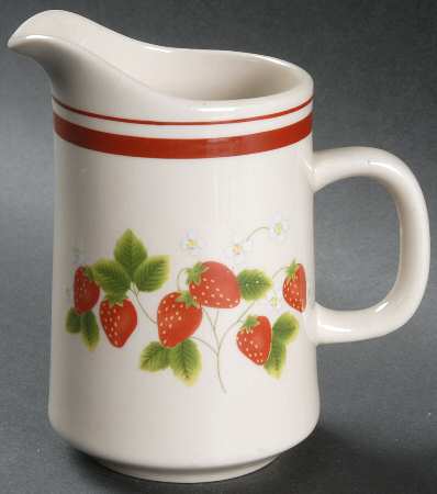 Berries Creamer